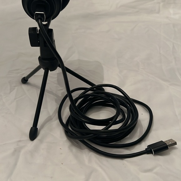 Microphone - Picture 4 of 5